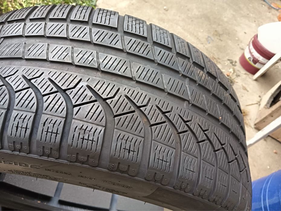 Pirelli 255/45 R19 iarna