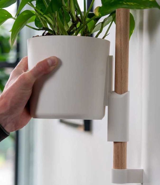 The Rail – 3D принтирана стойка за растения