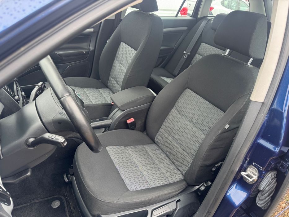 SKODA  OCTAVIA  2  FACELIFT  20 TDI an 2011 Euro 5 Pret 4850€uro