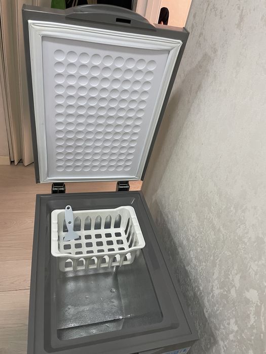 Морозильник . Almagreen BD/BC-70