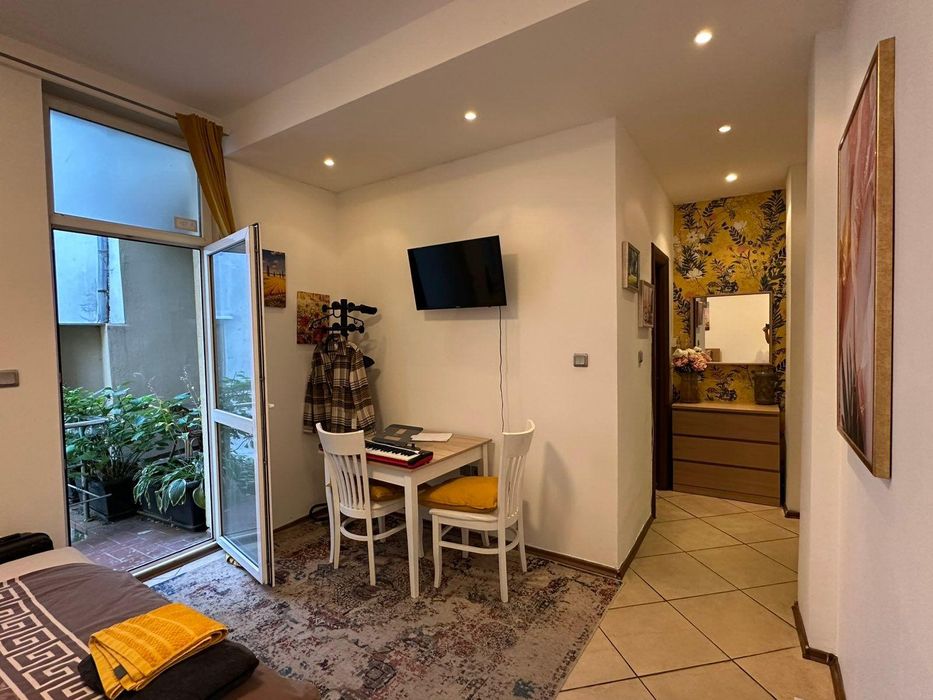 Продава се Четиристаен апартамент в София, Център - 135 кв.м за 4282 €/кв.м - Снимка #11