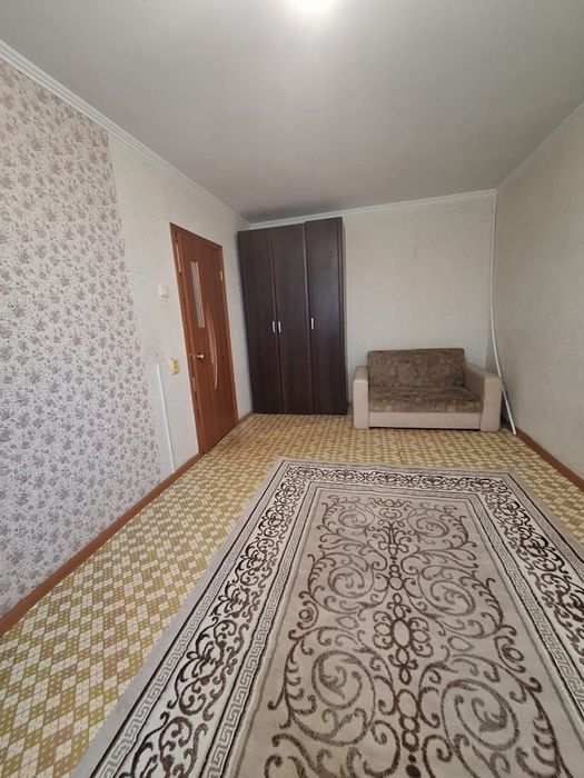 Продам 1 к кв 11 мкр