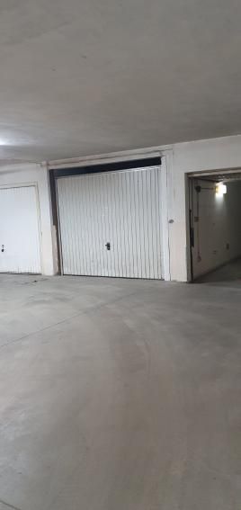 Дава се под наем Гараж / Паркомясто в София, Бъкстон - 22 кв.м за 150 € - Снимка #1