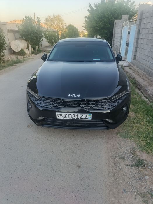 Kia5 мошин сотилади