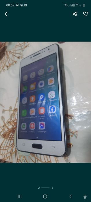 Сотовый Самсунг J2 Прайм