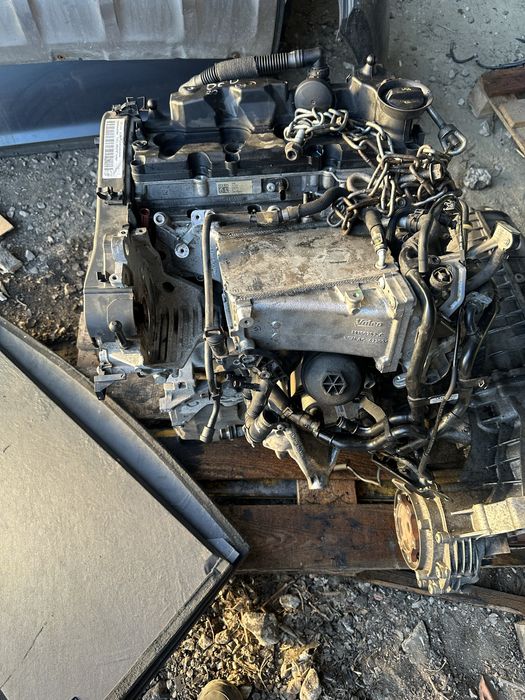 Мотор двигател Audi A4 A5 Q5 A6 B9 8W 2.0TDI DEUA DEU 150hp 04L100091S