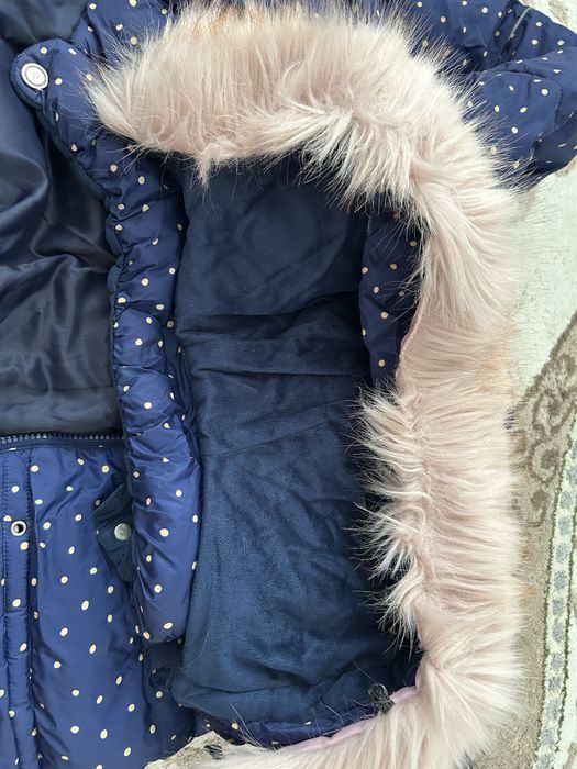 Қыз балаға қыстық куртка сатылады