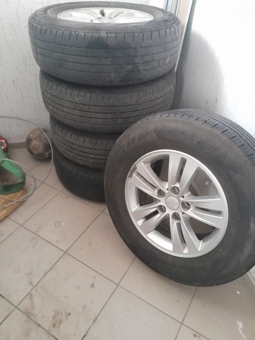 Шина с дисками 16