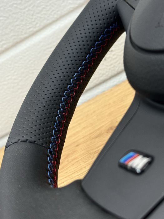 Перфектен М волан за БМВ 5та серия Е60/Е61  за кола с КЛЮЧ