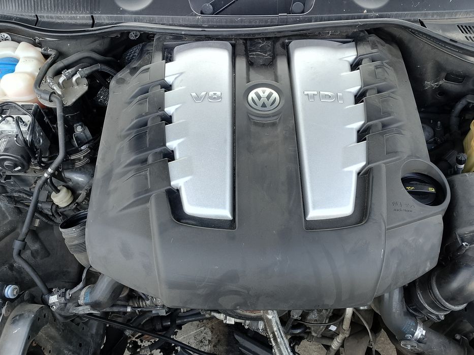 VW Touareg 4.2 TDI V8 , CKD мотор 340 к.с. ,2014 г. 60 броя на части