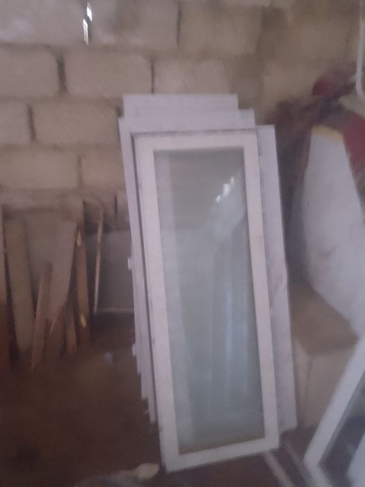 Терезе окно хорошем сост