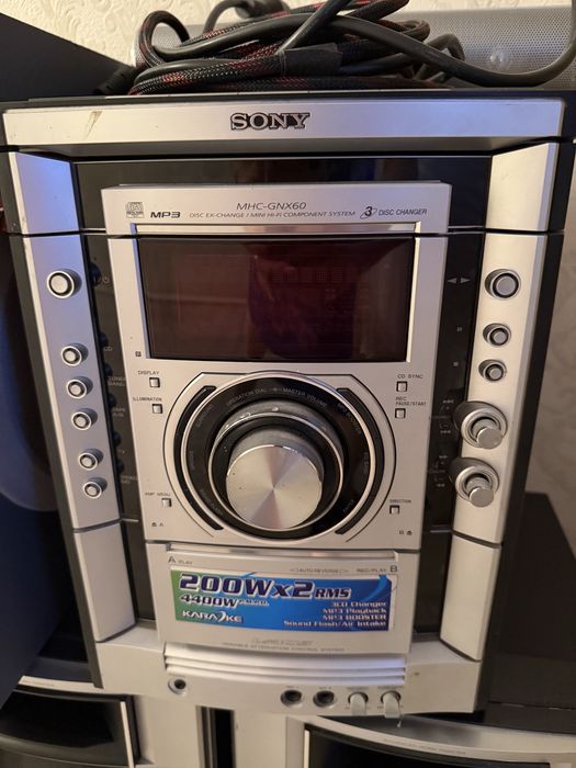 Продам музыкальный центр Sony