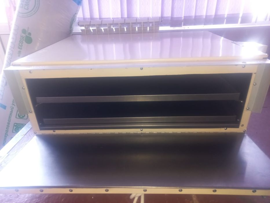 Жарочный печь б/у работал 6-дней