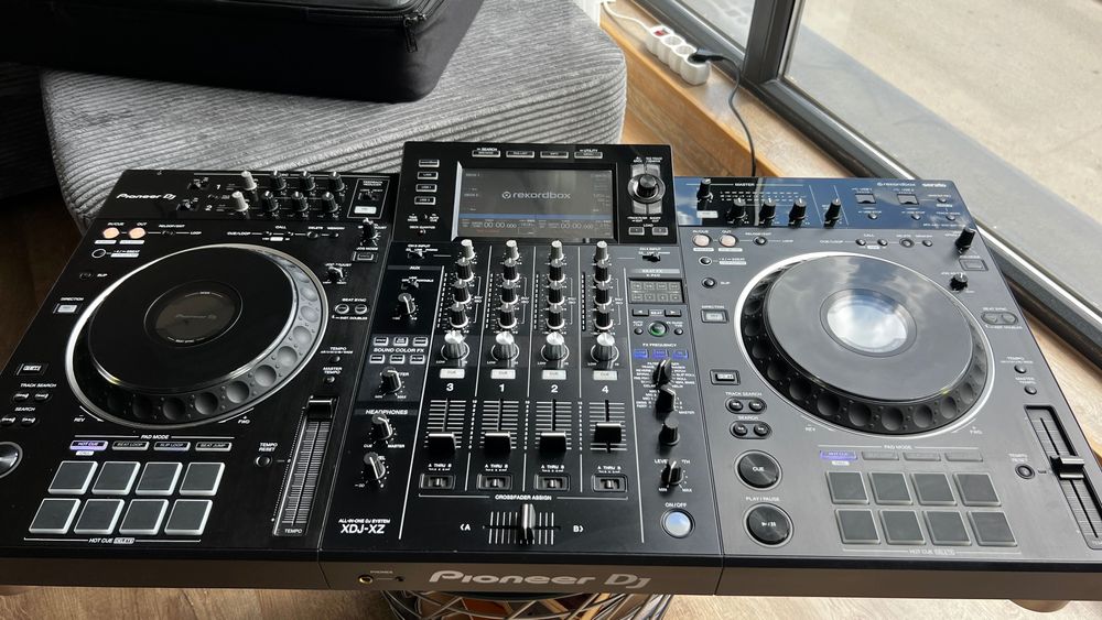 Pioneer XDJ XZ DJ Controller Alpha Theta