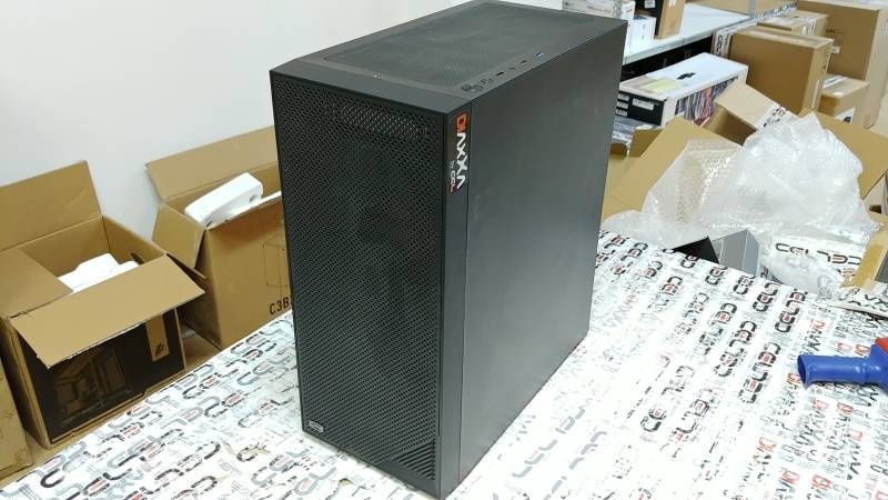 Vând PC gaming ieftin