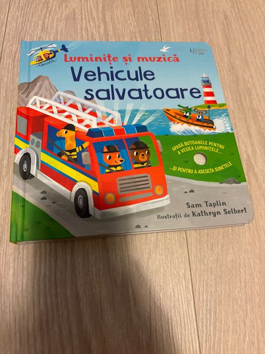 Carte pentru copii Vehicule salvatoare, editura Univers Enciclopedic