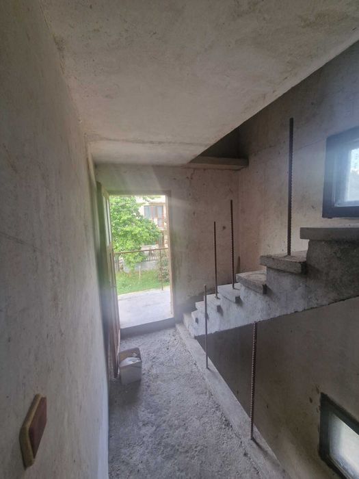 Продава се Къща в с. Ковачевци, Област Перник - 160 кв.м за 478 €/кв.м - Снимка #21