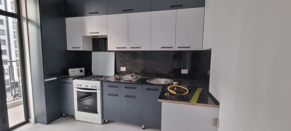 Срочна сотилади 72 кв