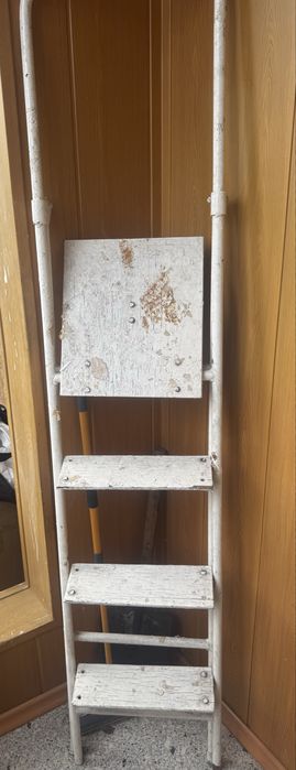 Продам стремянку