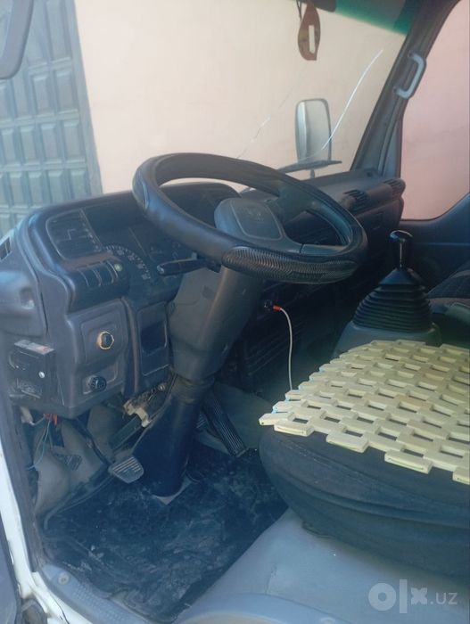 Isuzu 2012 sotiladi