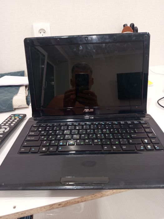 Ноутбук asus a42f