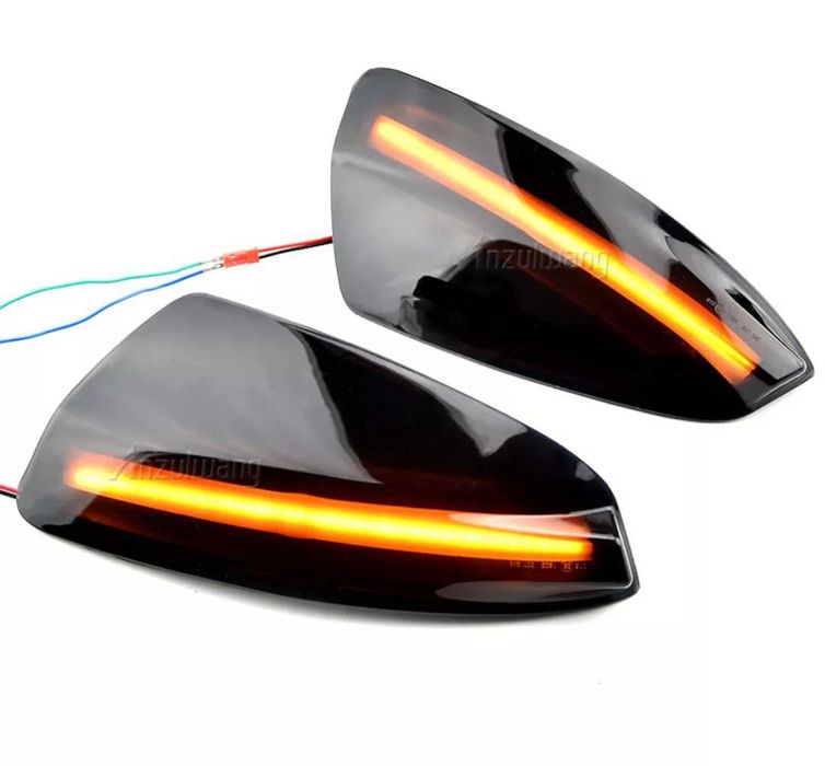 Динамични бягащи мигачи за огледалата за Мерцедес Mercedes капаци