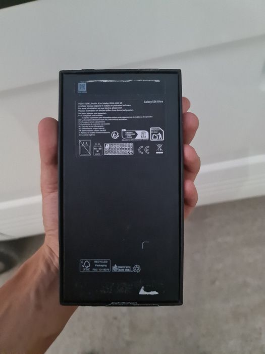 Samsung S26 Ultra Karobkasi o'zi sotiladi