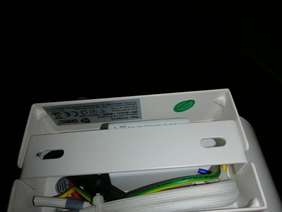 Дизайнерско стенно LED осветително тяло