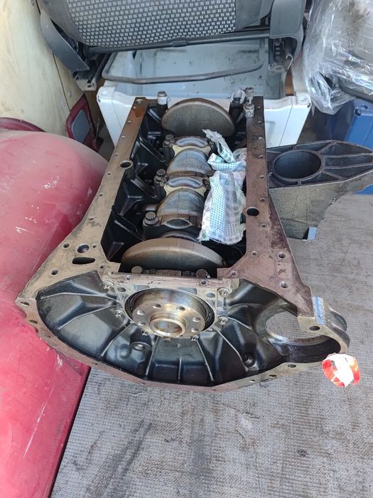 Двигател на части Mercedes w906 315 2.2