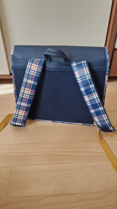 Маркова ученическа раница с ПОДАРЪК