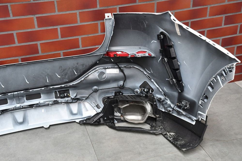 Bara spate completa originala BMW X6 G06 M cu evacuari tipsuri tobe