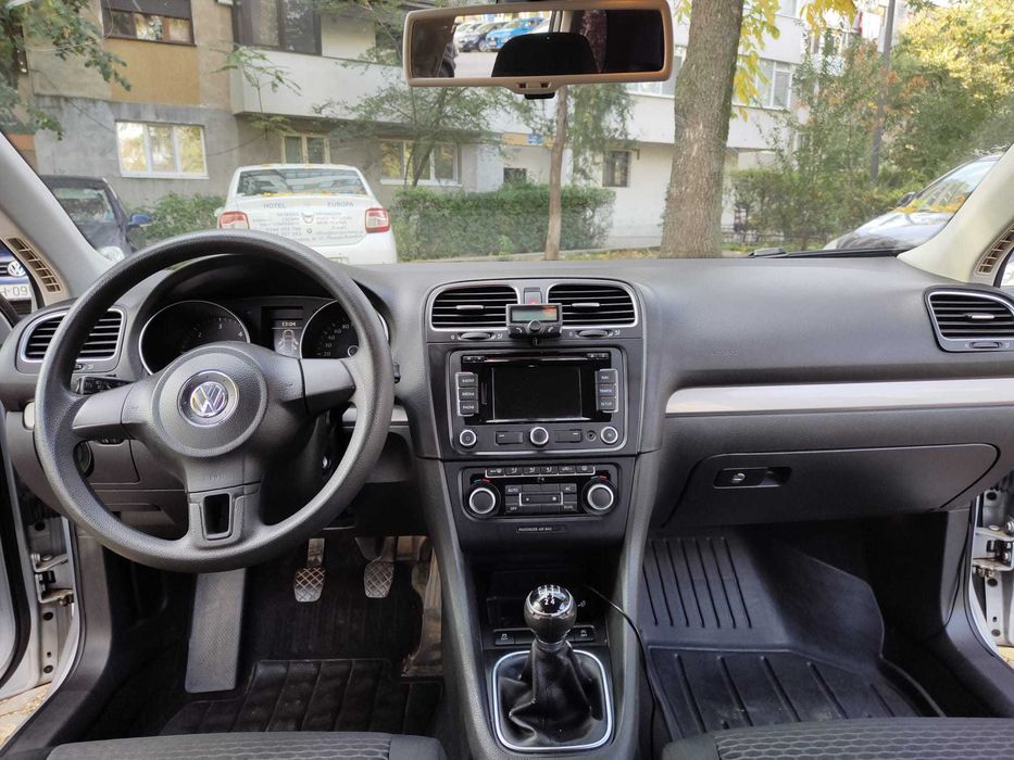 VOLKSWAGEN Golf 2012 — imagine 5