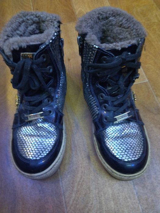 Детские ботиночки 34 размер   на 7-8 лет .