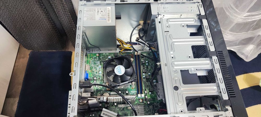 Unitate PC Calculator Lenovo Intel Core i5-4430S 8 GB RAM SSD 128 GB