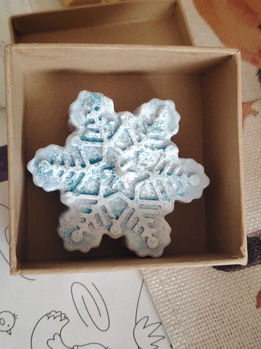 Свещи, фигури от восък