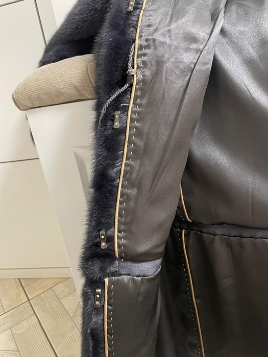 Продам норковую шубу