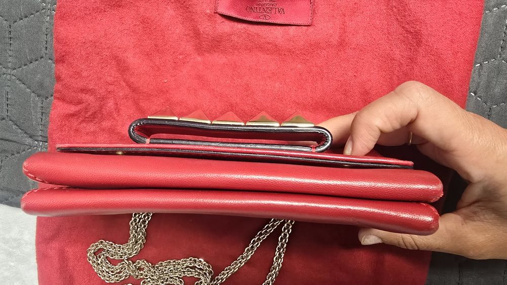 Geanta crossbody Valentino Garavani Vavavooom red,ca noua,piele,sacule