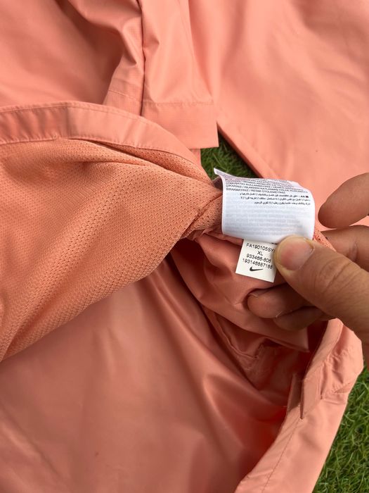 Дамско горнище : Women's Nike Essential Hooded Running Jacket XL