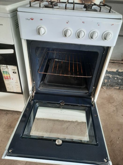 Продам газовую плиту