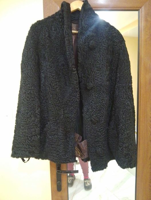 Дамско луксозно пончо естествен астраган