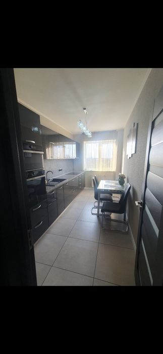 Închiriez apartament Prima Onestilor 2 camere decomandat