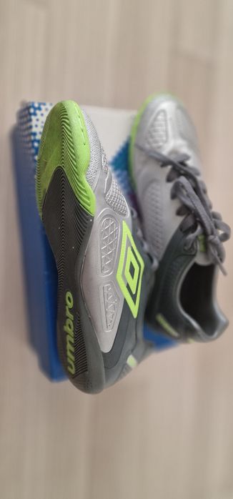 Футболни обувки Umbro