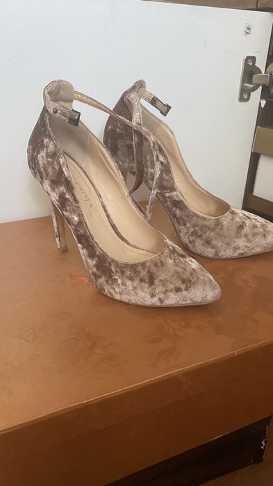 Туфли 36 р б/у