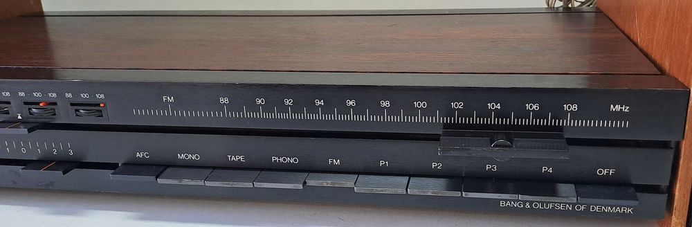 Beomaster 1100 Amplificator Palisandru - Jacob Jensen - Bang & Olufsen