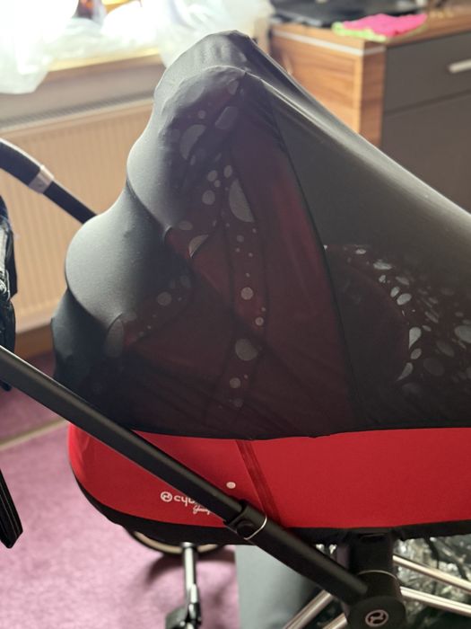Cybex Priam Lux Jeremy Scott Red Dark Кош за новородено