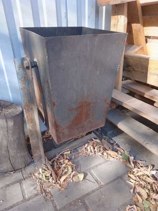 Урна металлическая, б/у