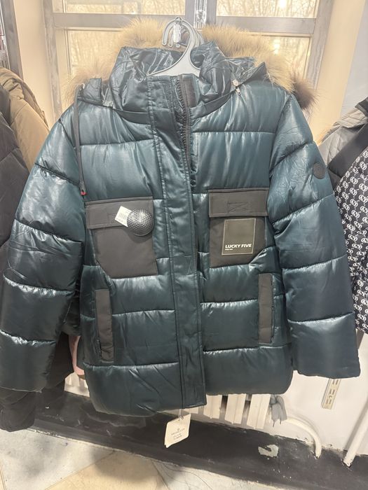 Продам куртку зимнию