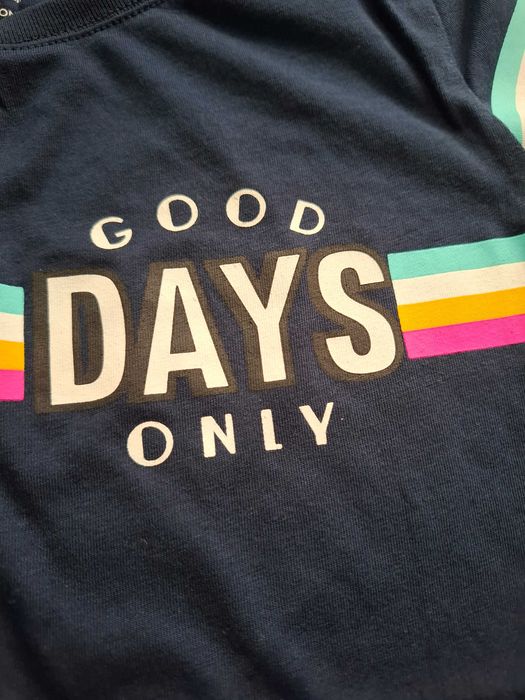 Детски тениски Disney и Good day, чисто нови, размер XS и S