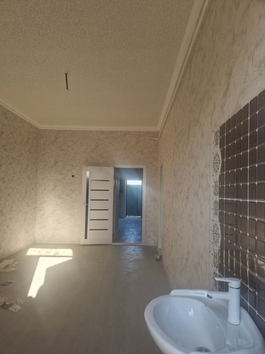 Уй нафосат дуконни йангинасинда жайлашган