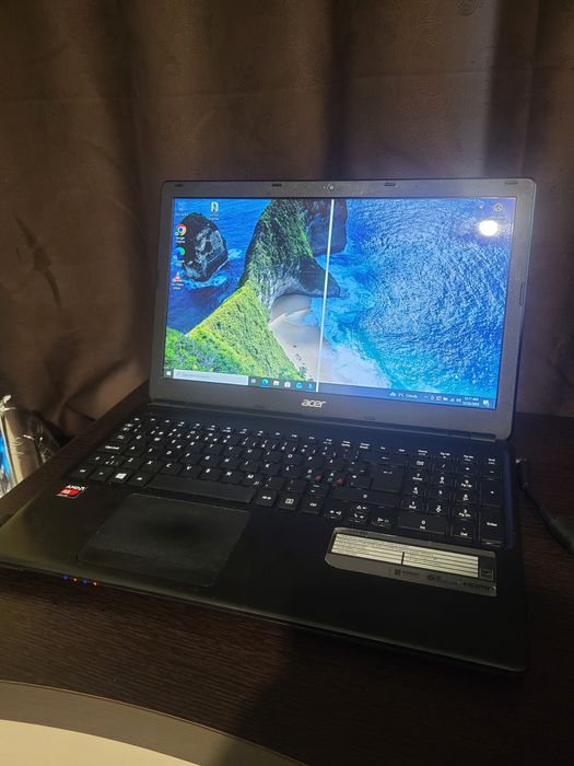 Laptop Acer  Quad-core+SSD